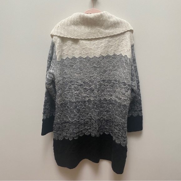 Ruff Hewn Cowl Neck Sweater Cream Grey Black Women's Size 1X - Picture 5 of 7